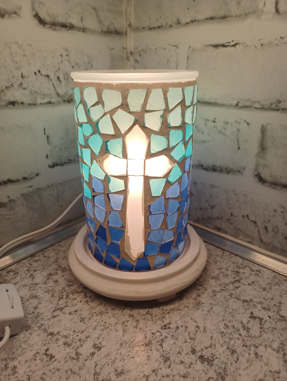Mosaic Cross Simmering Lights Wax Warmer Pink Zebra WHITE base Blue warms oil - Picture 2 of 3